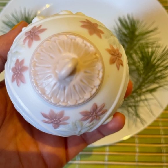 LLADRO Christmas COLLECTOR'S Ornament #235 Christ's Birth - Picture 2 of 10